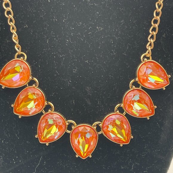 NEW Paparazzi Necklace and Earrings Set - Picture 2 of 3